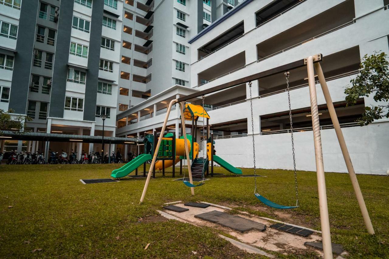 Moderm Spacious 6Pax S Pice Penang Bayan Lepas Buitenkant foto